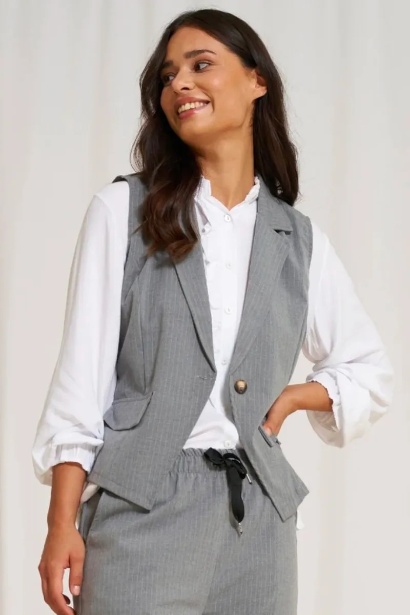 6541 | Grey | Vest fra Marta du Chateau