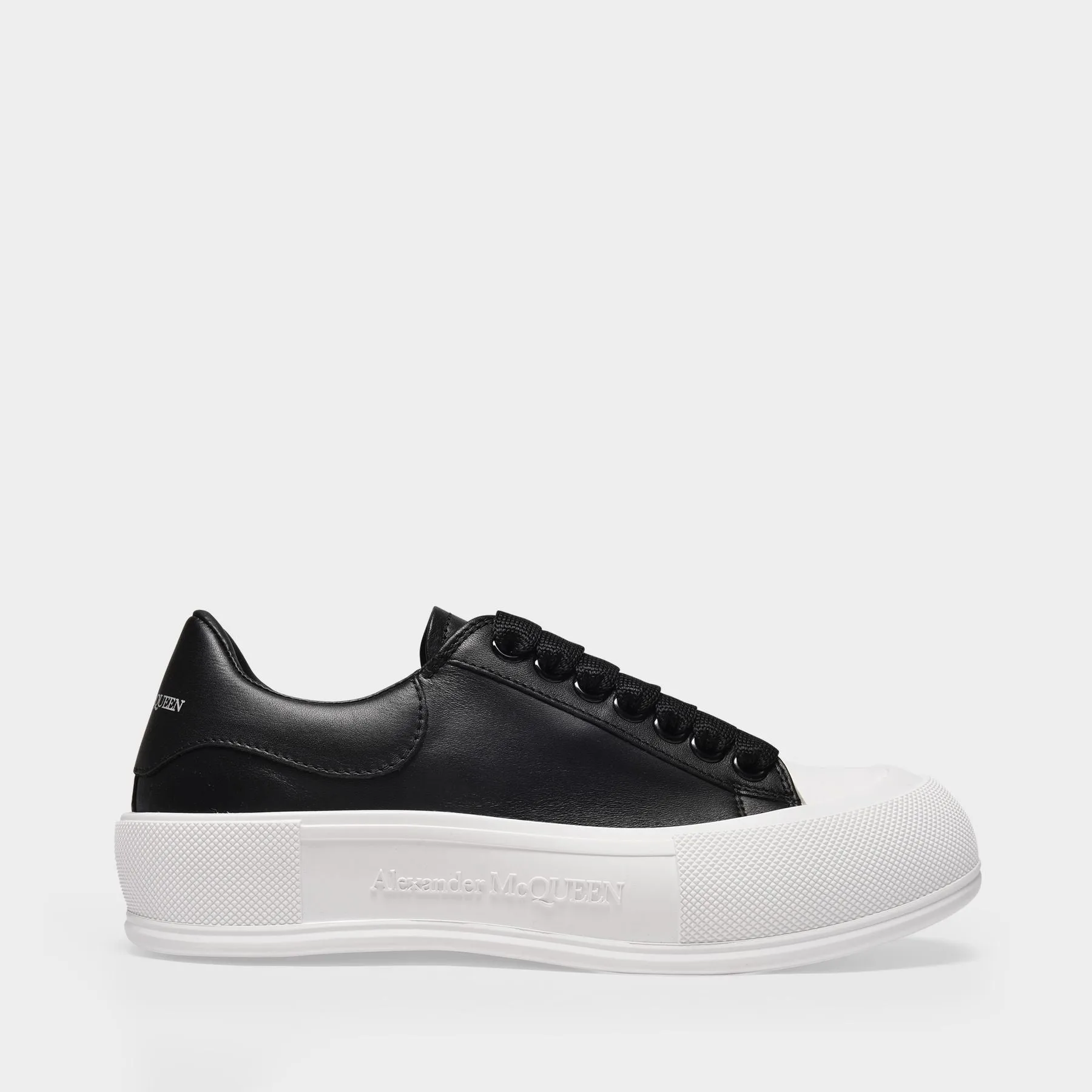 Alexander McQueen  Deck Sneakers in Black Leather