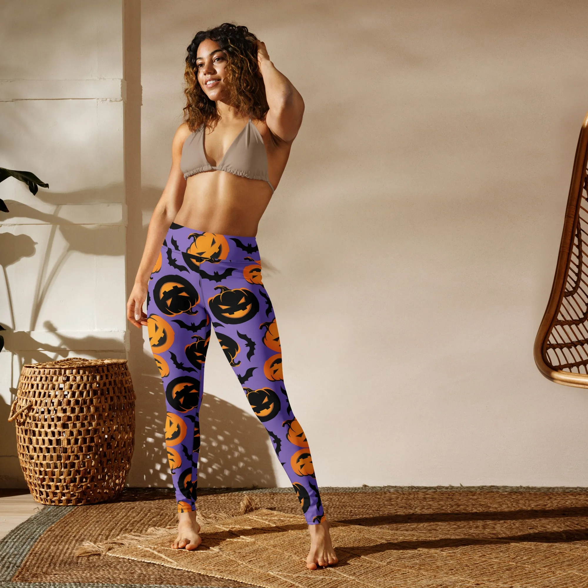 Bats and Jack O'Lanterns Yoga Leggings