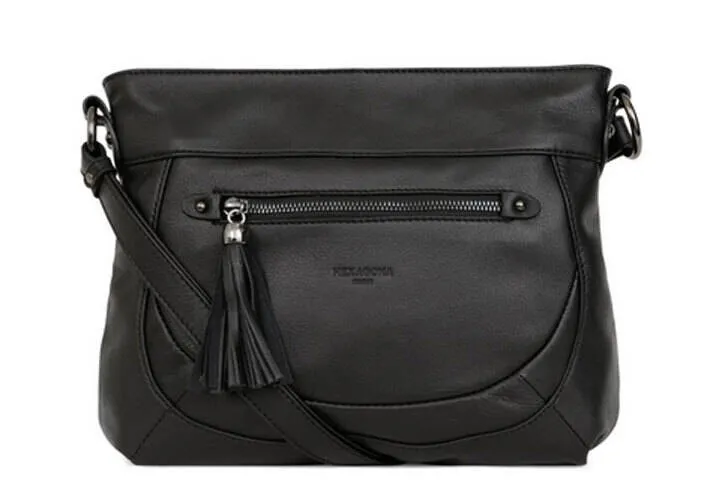 Black cowhide leather bag 414699 worn on the shoulder