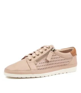 DIANA FERRARI Adistinct Nude Tan Leather Sneakers