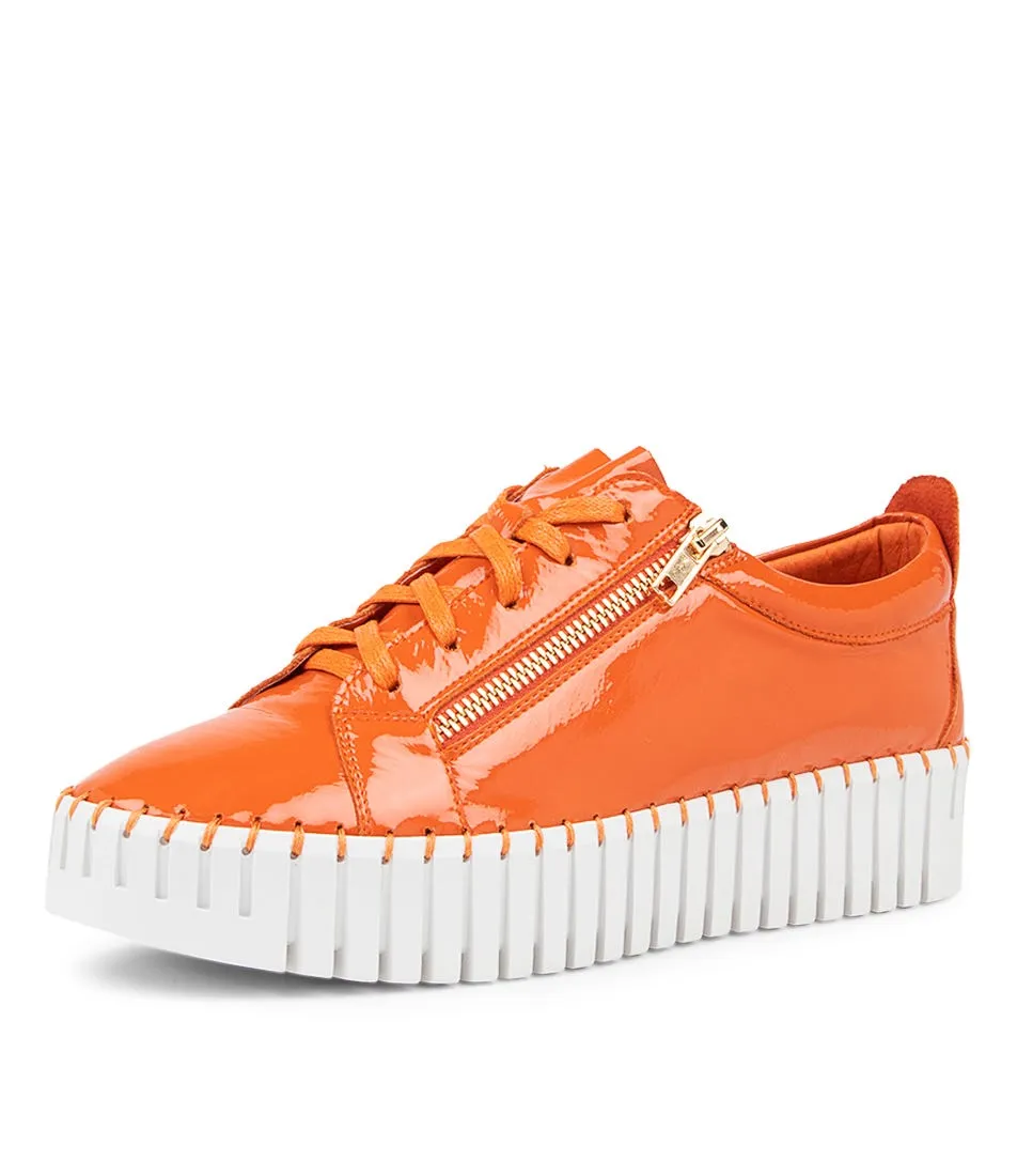 DJANGO & JULIETTE Bump Orange Patent Leather Sneakers Ws