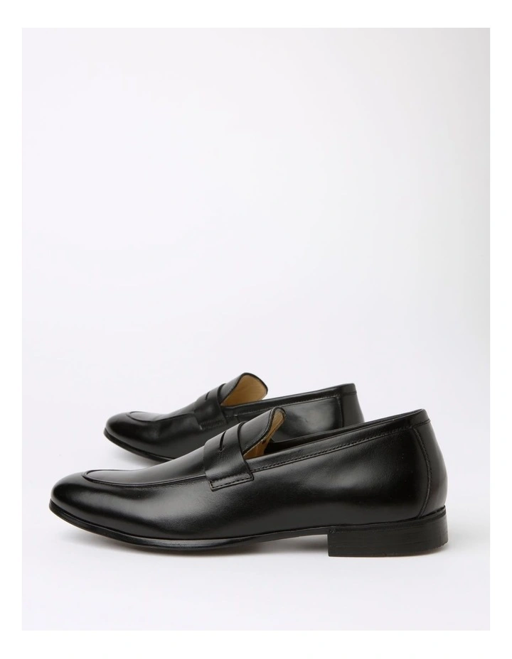 Jordan Penny Loafer in Black