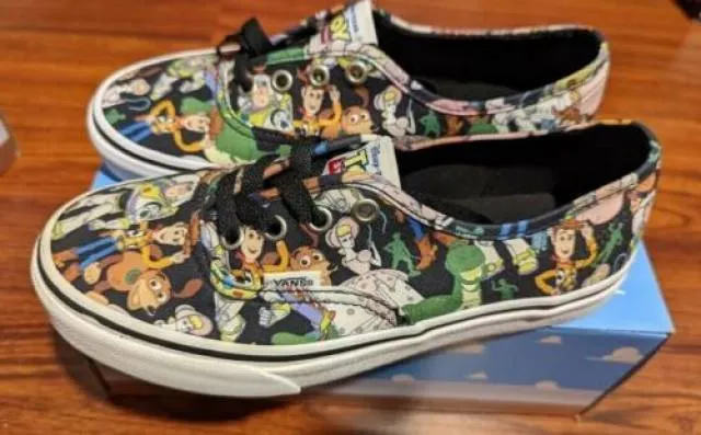 New vans x toy story authentic multi print black true white woody buzz women's