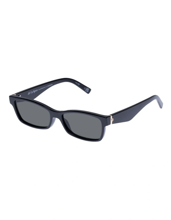 Players Playa Sunglasses in Black