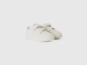 Sneakers in imitation leather - Creamy White | Benetton