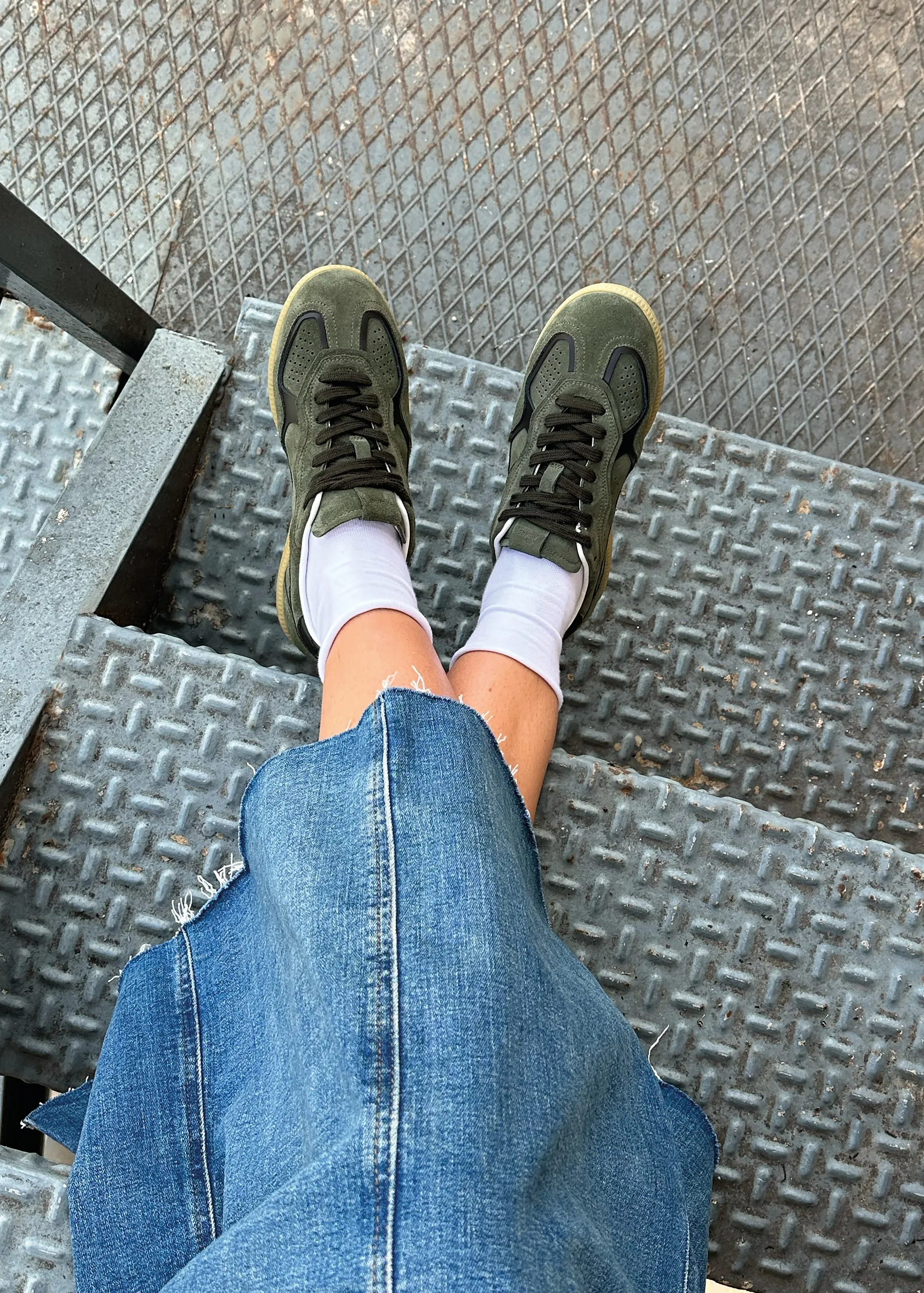 Tb.490 Rife Dusty Olive Leather Sneakers  