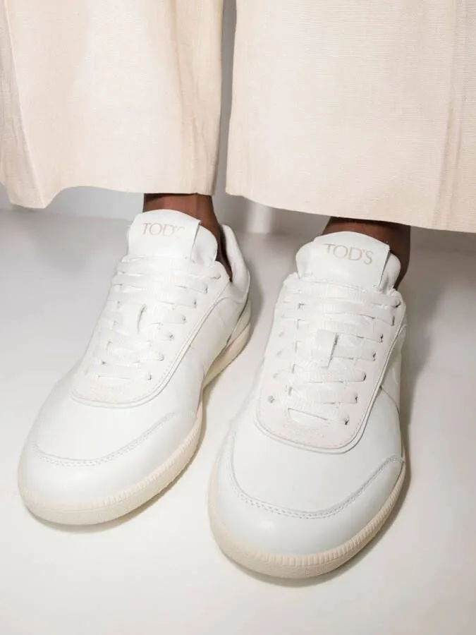 Tod's logo-embossed low top sneakers White