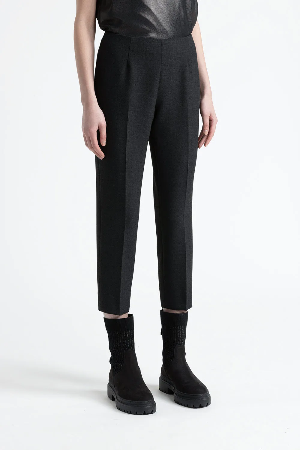 Two-way stretch fabric trousers